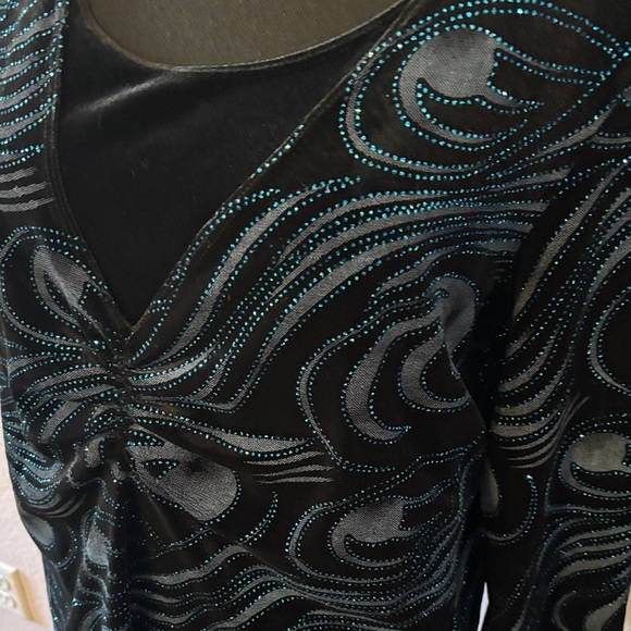 shirt size XL - Picture 2 of 7